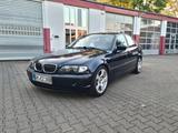 BMW 325i Facelift Limo Schalter  Harman Kardon SHD - BMW 325 in Herne
