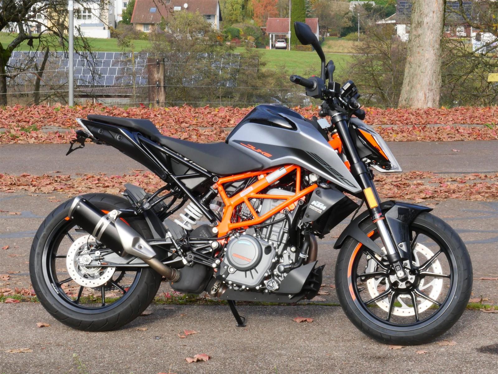 KTM 390 Duke