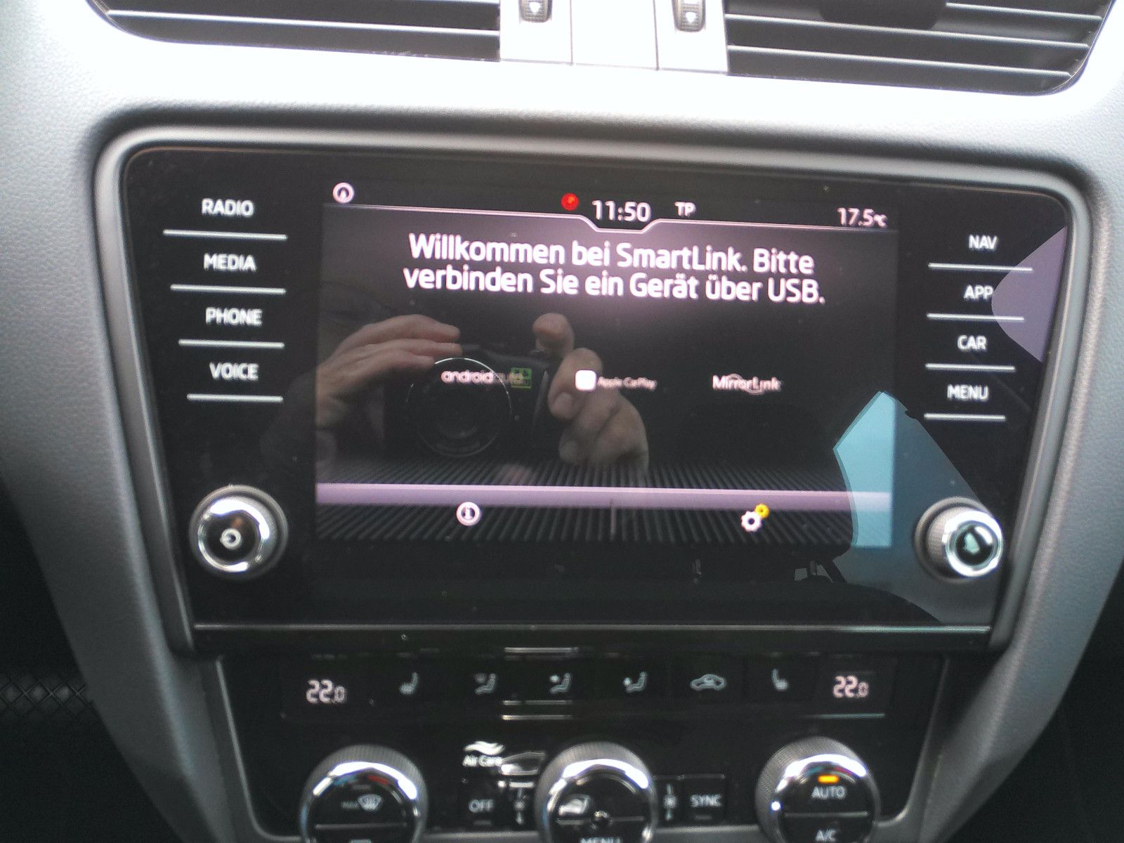 Fahrzeugabbildung SKODA Octavia Lim. Style 1.5 TSI LED Navi DSD