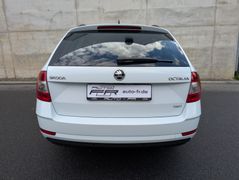 SKODA Octavia Combi 4x4 2.0TDI 150PS DSG AHK Carplay