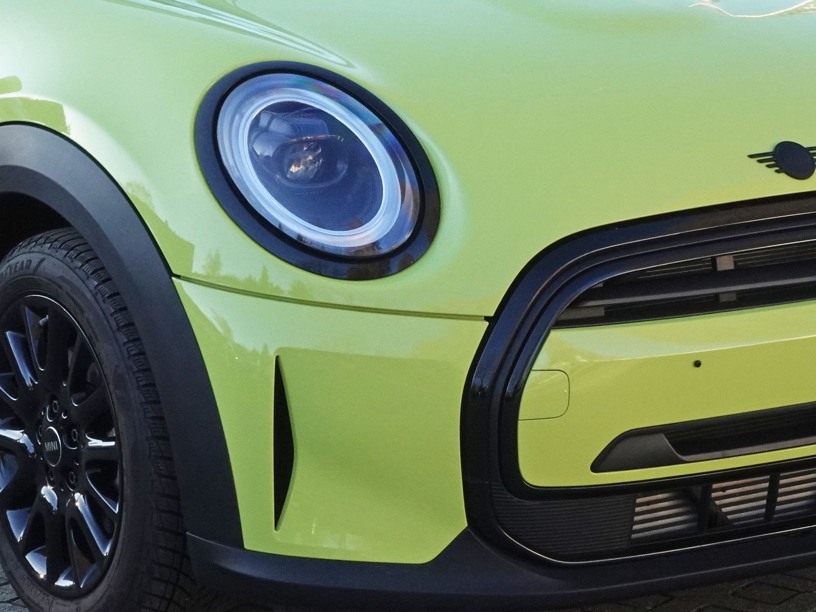 Fahrzeugabbildung MINI Cooper Cabrio Aut. I.Hd Navi CarPlay ZestyYellow