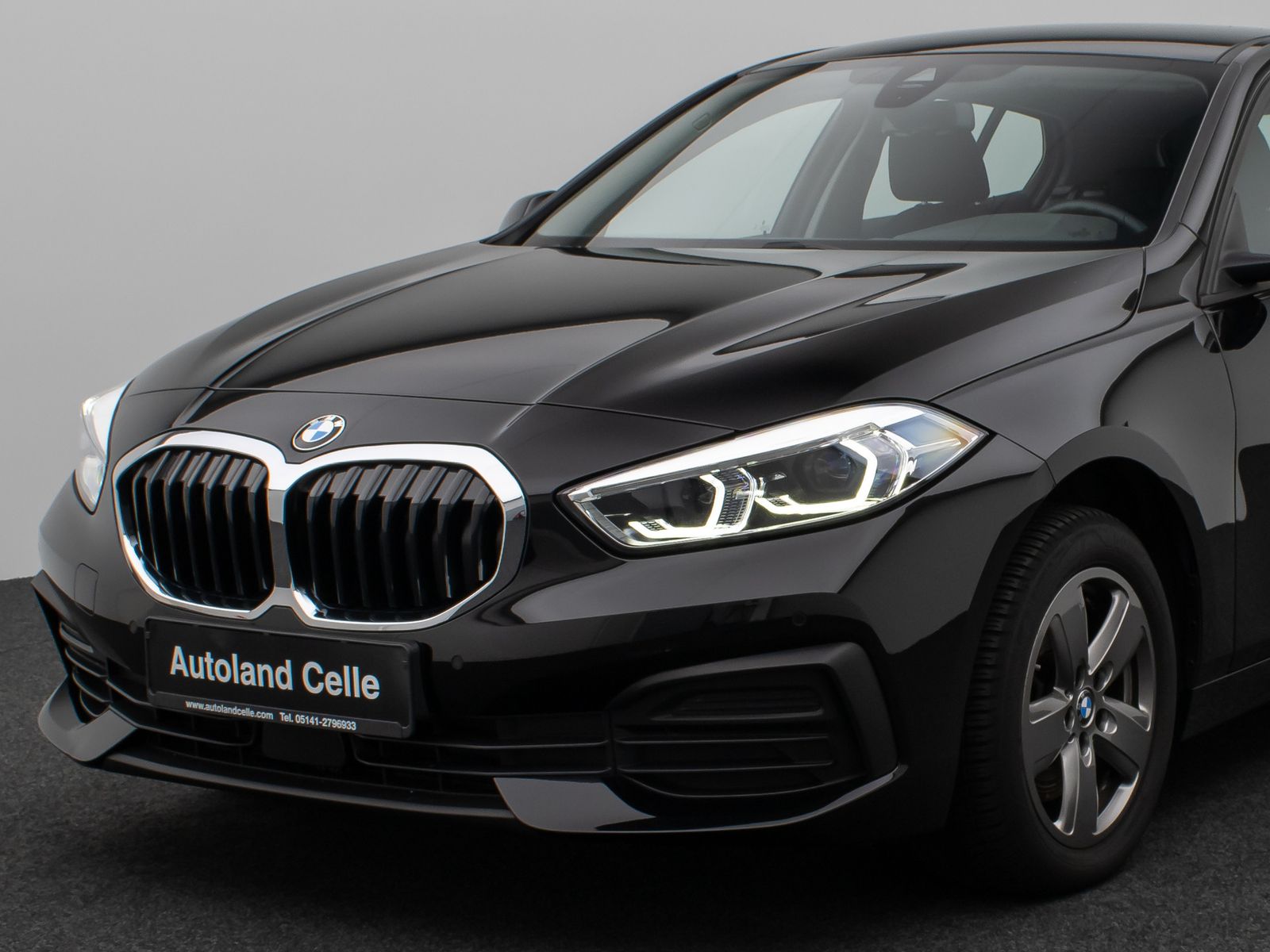 Fahrzeugabbildung BMW 118i PDC CockPitPro Alarm Geschwindigkeitsreg