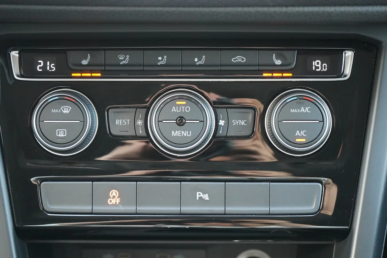 Volkswagen Touran 1.5 TSI Active DSG 7-Sitzer Navi ACC PDC, миниатюра 20