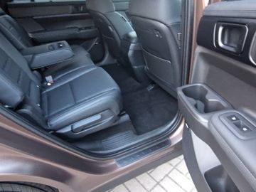 Hyundai SANTA FE 1.6T-GDI Blackline Hybrid(239PS) Allrad