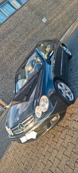 Mercedes-Benz CLK 350 AVANTGARDE Avantgarde - Mercedes CLK 350 mit Schiebedach