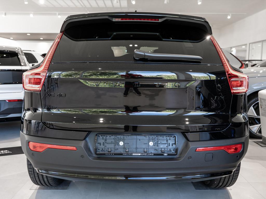 Volvo XC40 B3 Plus Black Edition 2WD ACC LED PANO 360°