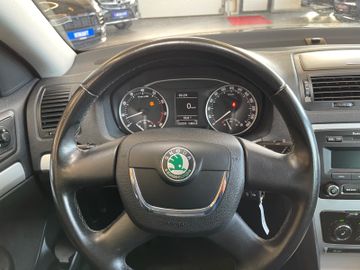 Skoda Octavia Combi Impuls Edition 1.4*SHZ*PDC*2.HAND*