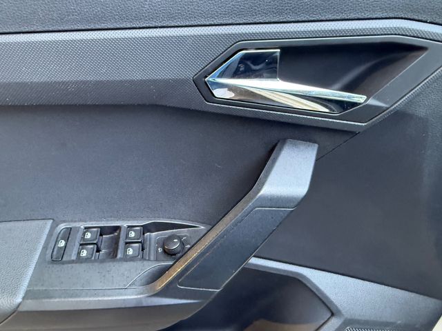 Ibiza Style 1.0 *PDC/GRA/SHZ/Bluetooth/FullLink*