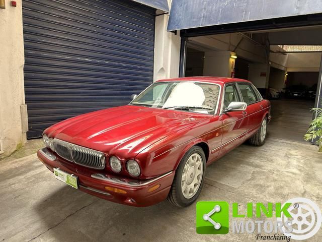 Jaguar JAGUAR Daimler XJ 4.0 Super V8 Passo lungo, pell