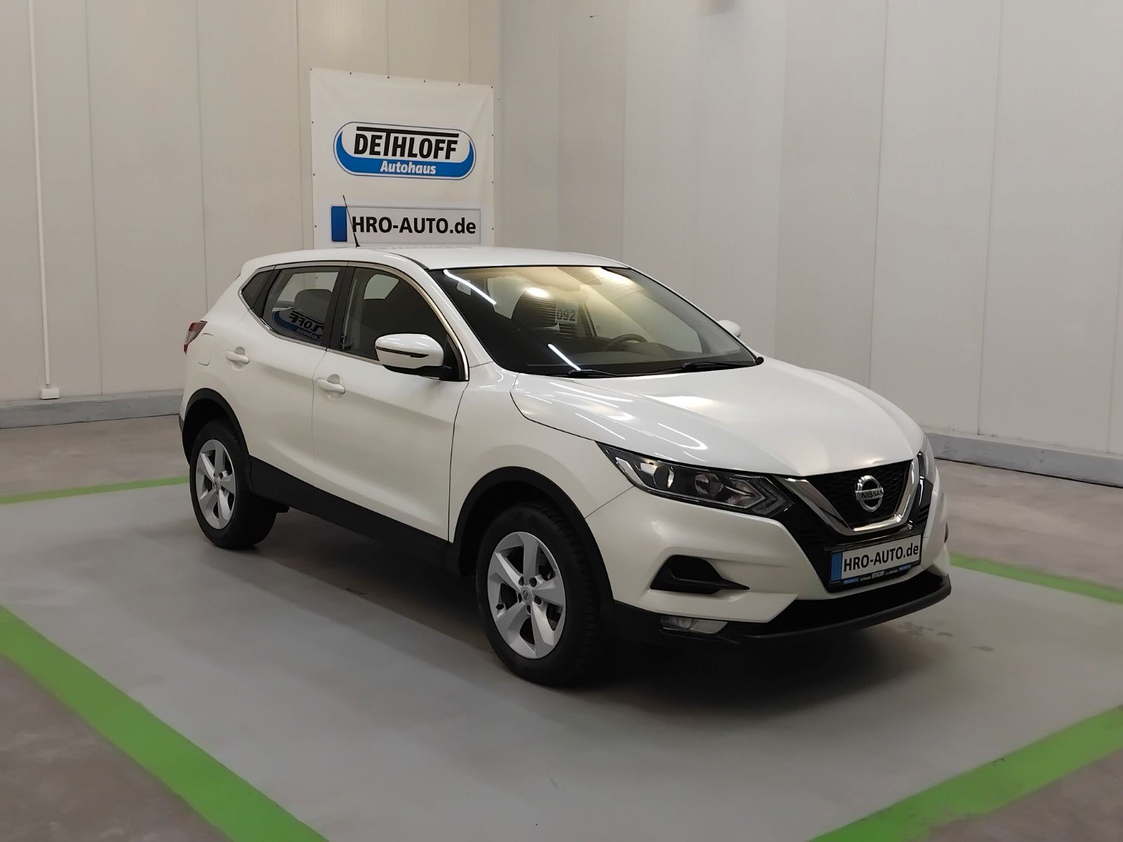 Nissan Qashqai (08/2021, Benzin)
