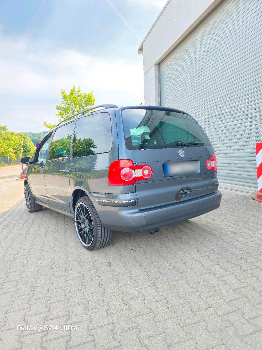 Volkswagen Sharan 2006 — engine 204 HP (150kW)