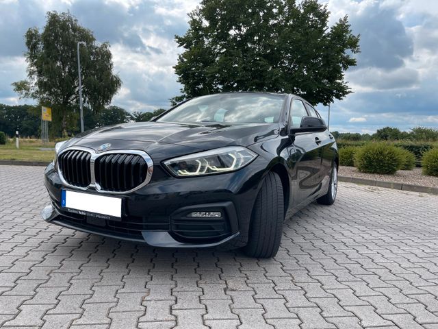 BMW 118i - Top gepflegter Garagenwagen