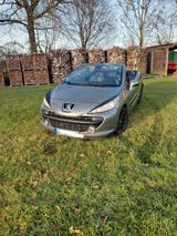 Peugeot 207 CC Roland Garros 150 THP Roland Garros - Peugeot 207: Thp 150