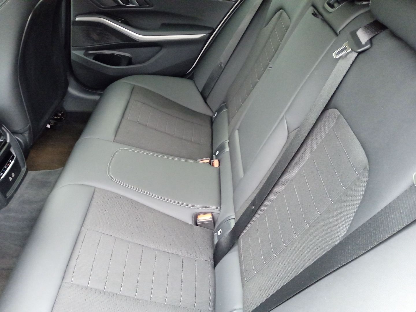 BMW 318 i Touring  Aut.  AHZV+SHZG+KLIMA+HIFI+DAB+AK foto 12