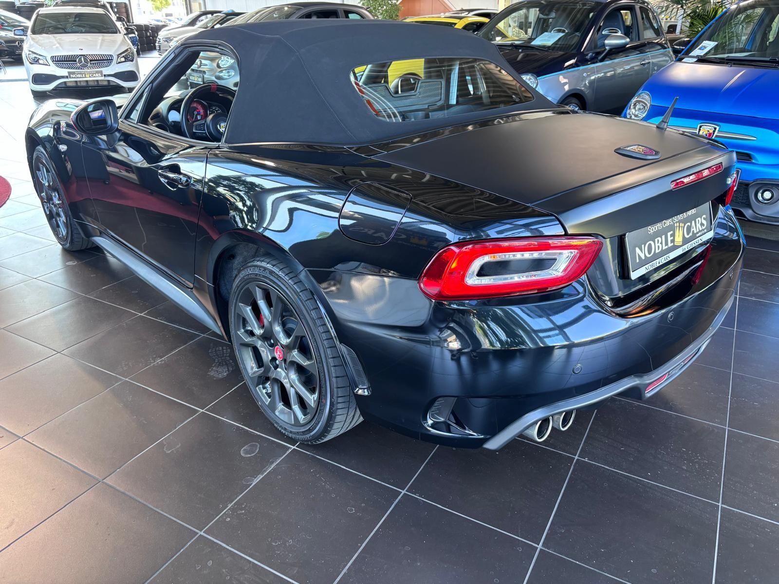 Fahrzeugabbildung Abarth 124 Spider Navi BOSE LED LEDER ALU