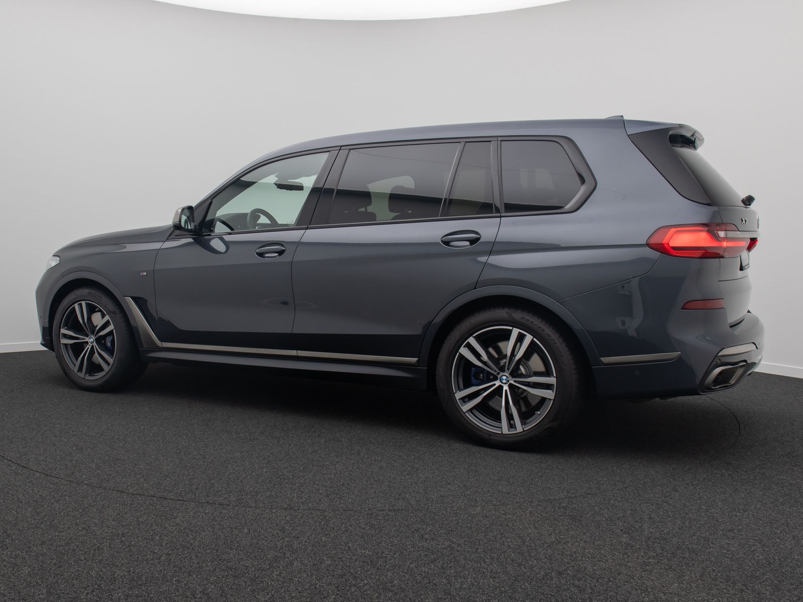 Fahrzeugabbildung BMW X7 M50i SoftClose Laser 360°H/K Panorama HUD ACC