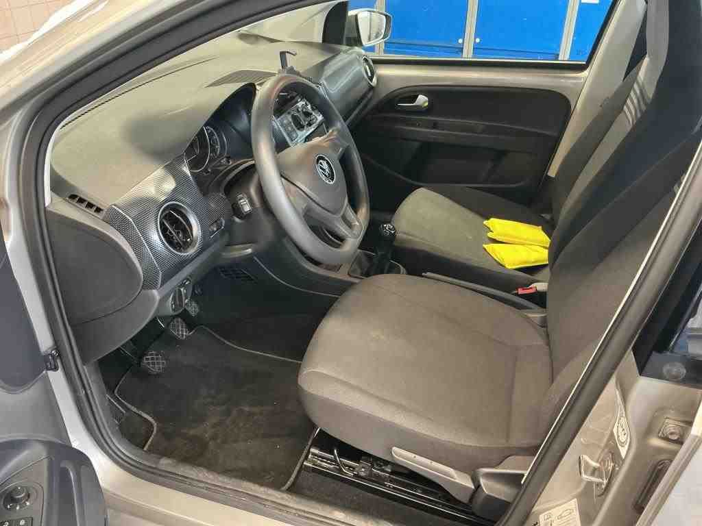 Volkswagen up! - Bild 5