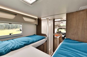 Carado T 447 PRO + Automatik OHNE HUBBETT LED Safety TV