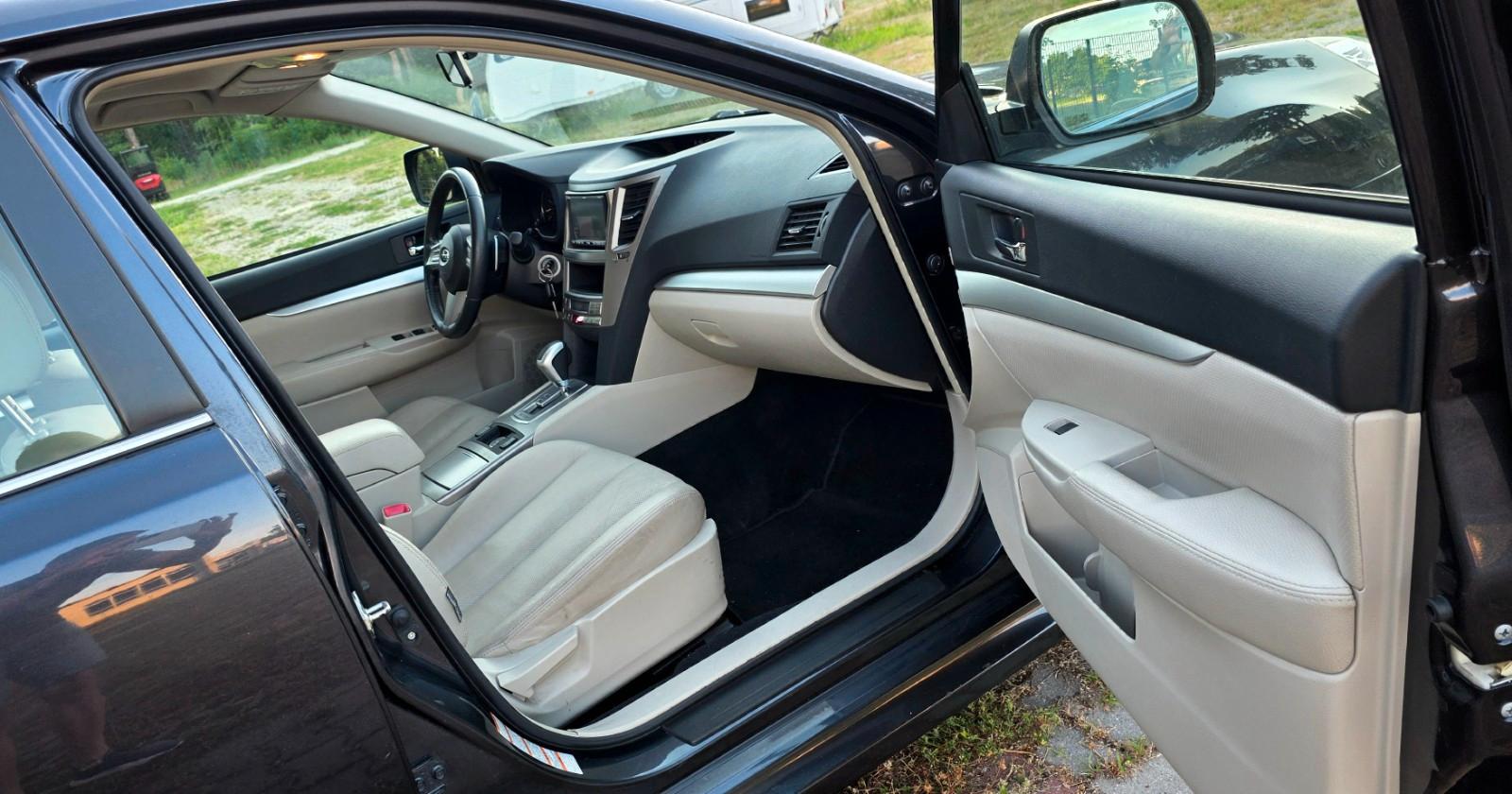 Subaru Legacy/Outback 2,0 LPG/4x4/Leder/Xenon/ Kamera