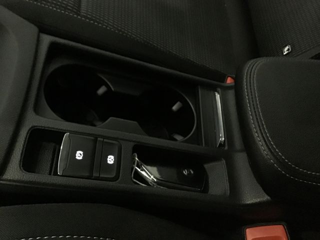 Fahrzeugabbildung Skoda Octavia Ambition 1.0 TSI Combi DSG/LED/Smartlink