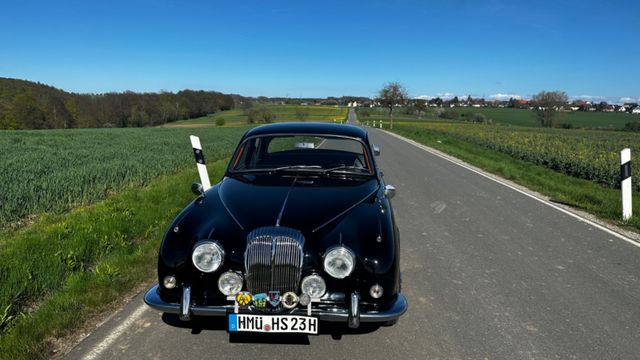 Jaguar MK II/Daimler 2,5 V8 