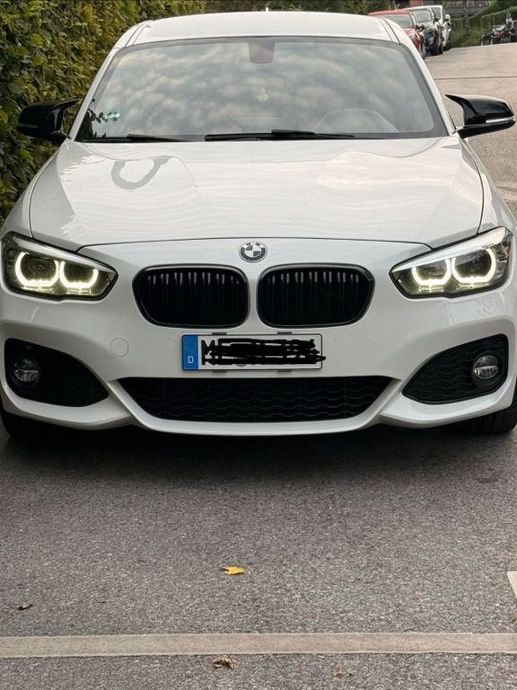 Image of BMW 120