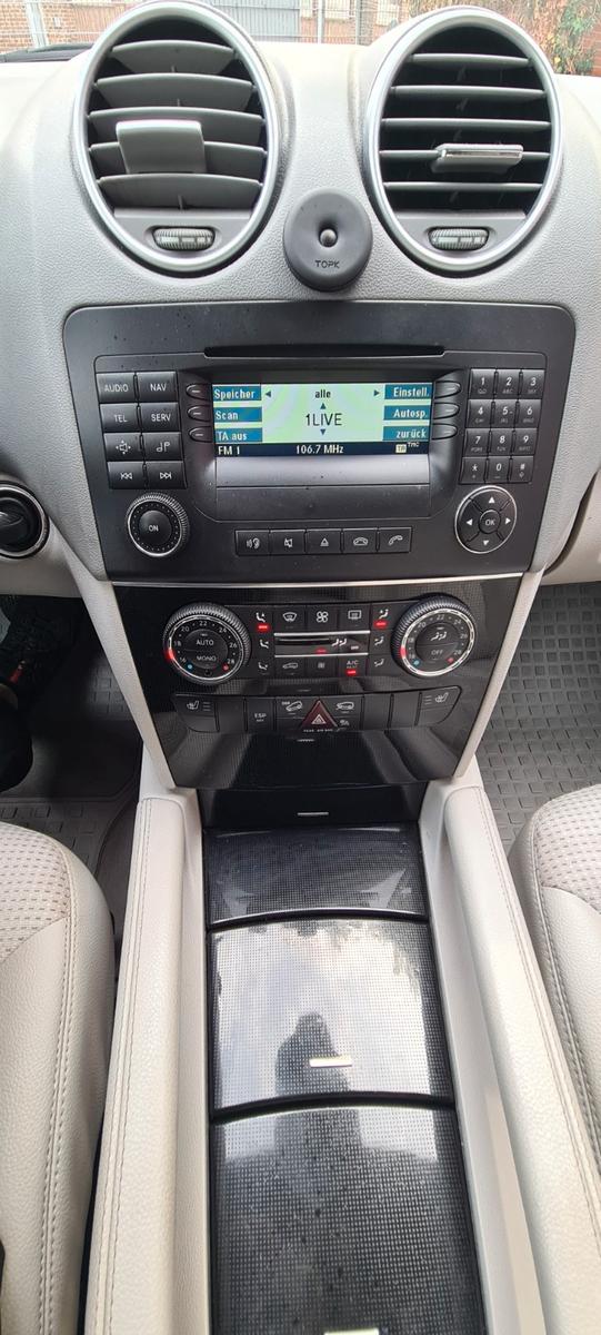 Mercedes-Benz ML280 2005 — photo 16
