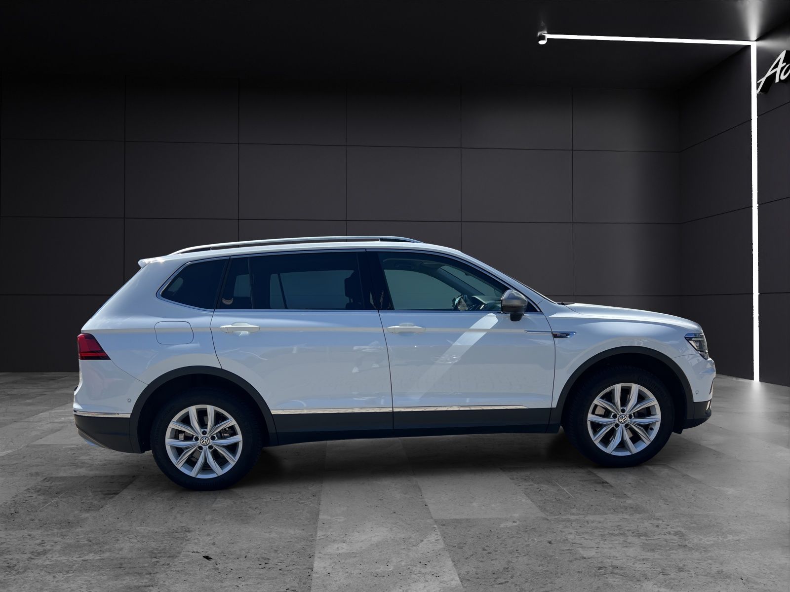 Fahrzeugabbildung Volkswagen Tiguan Allspace TDI Highline 4M DSG LED  ACC DCC