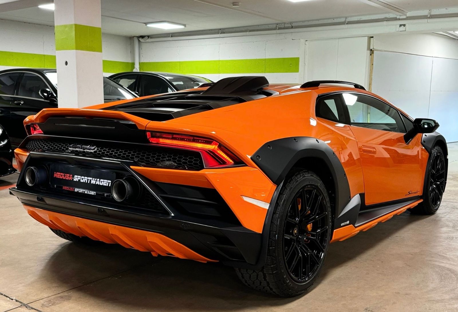 Fahrzeugabbildung Lamborghini HURACAN STERRATO Q-CITURA SENSONUM MY25 FULL NEW