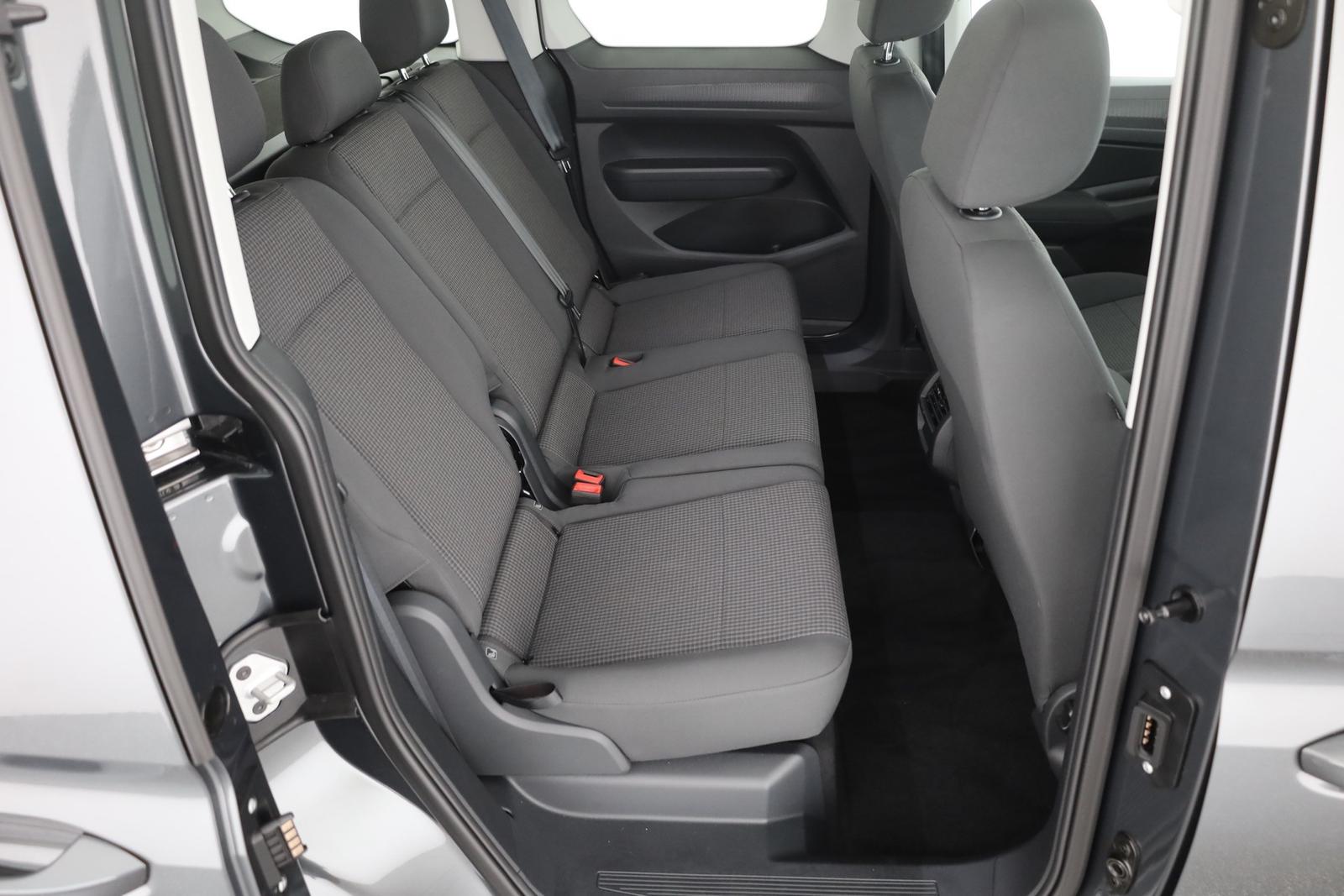 Volkswagen Caddy 1.5 TSI DSG LED ACC Kamera AHK