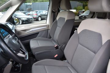 Volkswagen T7 Multivan - 12