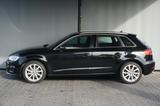 Audi A3 Sportback 1.5TFSI design Navi LED GRA SHZ - Audi A3 in Bielefeld
