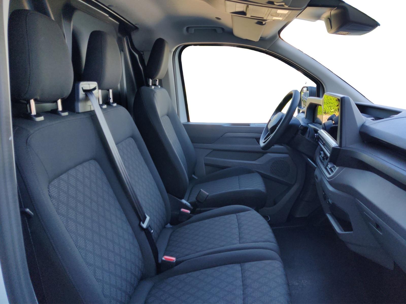Volkswagen T7 e-Transporter Kasten LR LED AHK