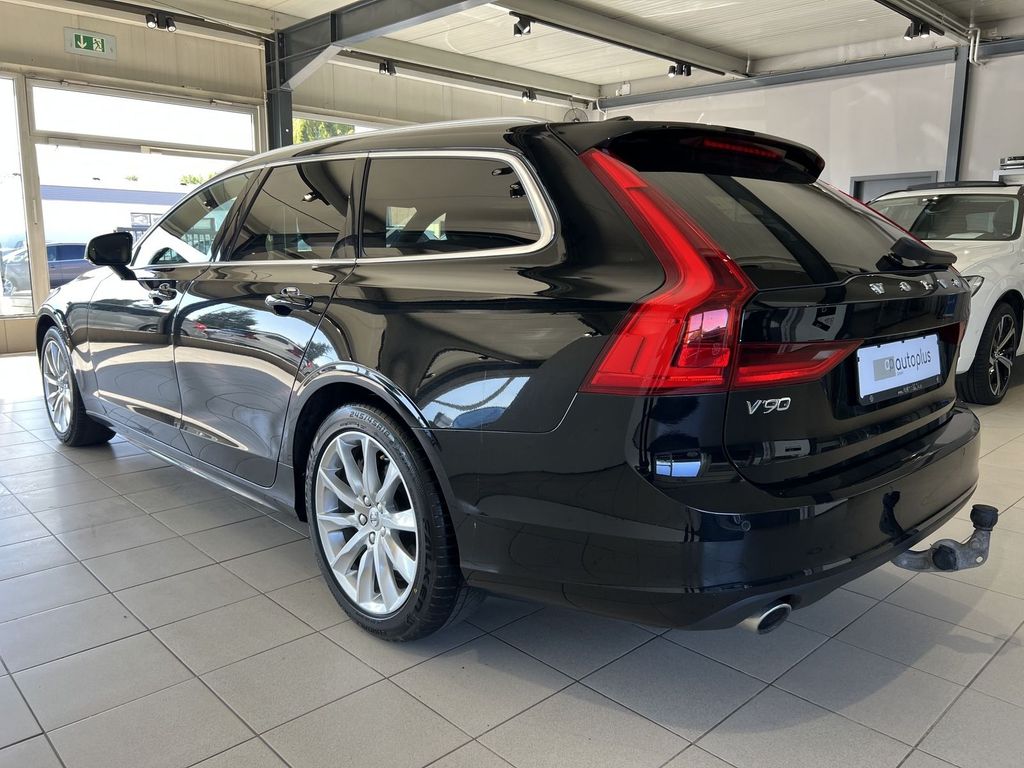 Volvo V90 T5 Momentum AHK *KEIN VERKAUF AN PRIVAT*