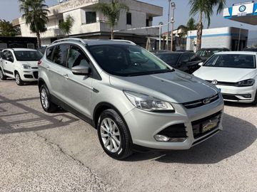 Ford Kuga - 2
