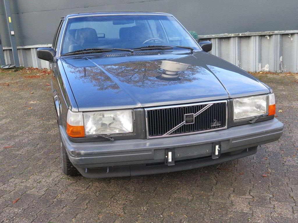 Volvo 740