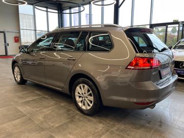 MYAUTOCENTER – Gebraucht- und Jahreswagen mit Werkstattservice in Pfaffenhofen Volkswagen Golf VII Variant Comfortline BMT *Klima*TÜV*PDC*