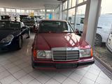 Mercedes-Benz W124 200 E * 1.HAND * ABS * SSD * ZV * AHK - Mercedes-Benz E 200 in Dresden