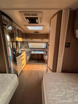 Hobby 560 WLU Prestige + Vorzelt "Dometic Residence" - Hobby 560 wlu