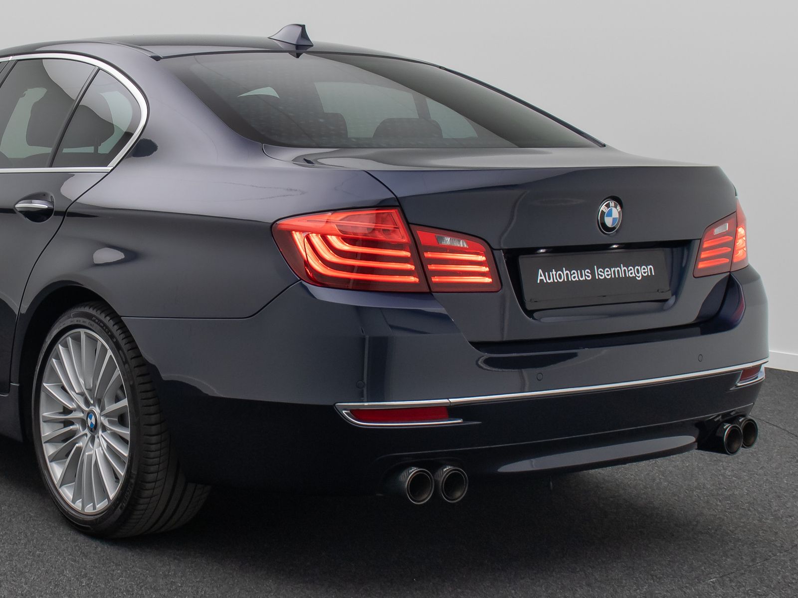 Fahrzeugabbildung BMW 535i Luxury Line HUD Memory ACC NaviPro Komfort
