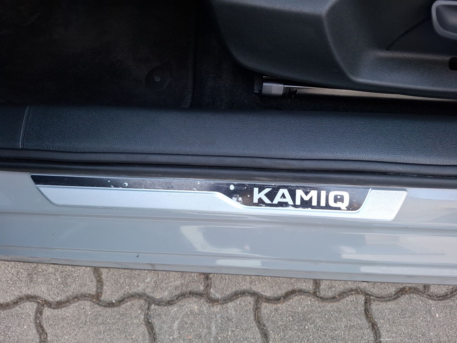 Fahrzeugabbildung SKODA Kamiq TSI Monte Carlo LED Navi AID Pano ACC PDC