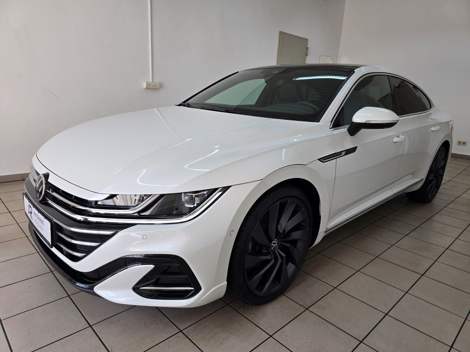 VW Arteon 2.0 TDI 4M R Line Matrix Nappa Pano 20"