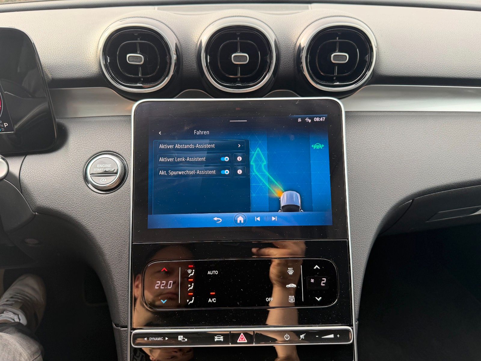 Fahrzeugabbildung Mercedes-Benz C 220d T Avantgarde