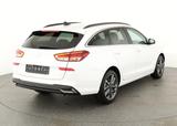 Hyundai i30 Kombi 1.0 T-GDI DCT Family, Navi, ACC, Side, - Hyundai i30: Weiß