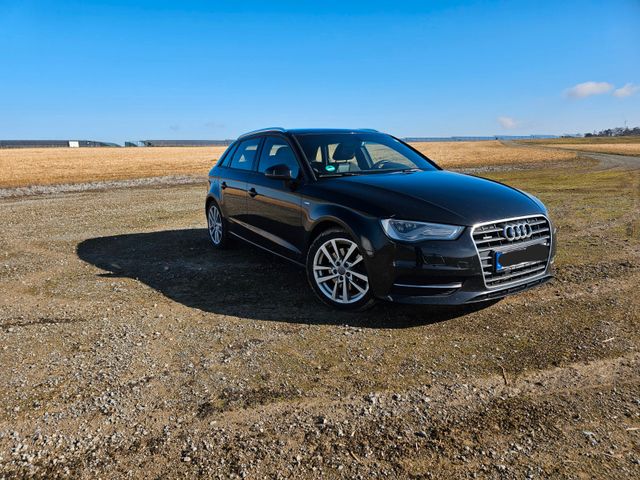 AUDI A3 2.0 TDI S tronic quattro S line Sportb. AHK