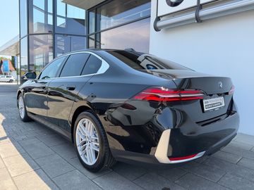 BMW 520 - 7
