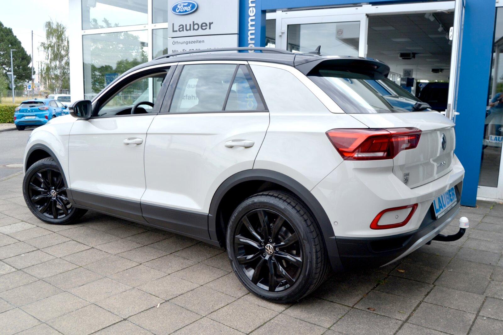 Volkswagen T-Roc 1,2 Life Autom AutoAC Navi AHK RFK Standhz