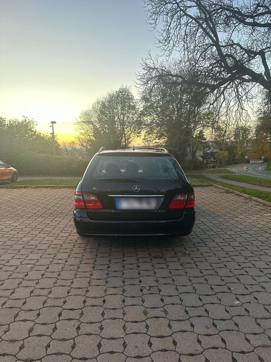 Mercedes-Benz E220 2007 — photo 5