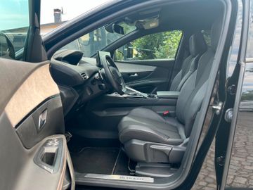 Peugeot 5008 - 10