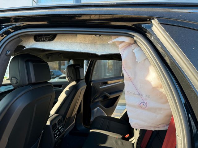 Porsche Cayenne Coupe GTS /PDCC/ STANDHZG./ BURMESTER HE Porsche Cayenne Coupe GTS /PDCC/ STANDHZG./ BURMESTER HE